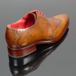 Dexter 'Bay' - Classic Wing Tip Gibson