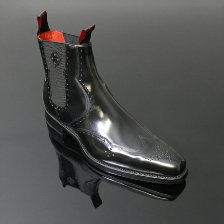 Dexter 'Novikov' - Polished Punch Chelsea Boot