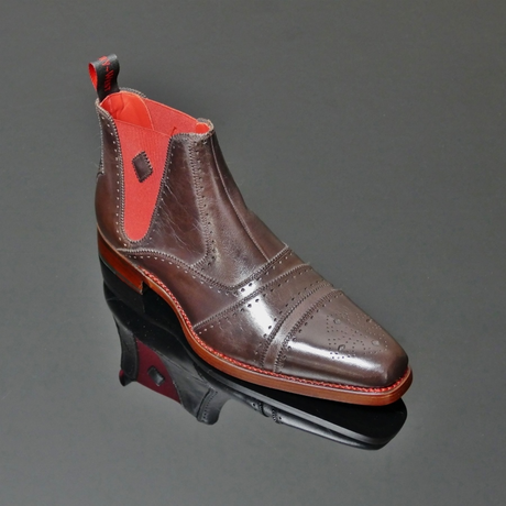 Dexter 'Point' - Cricket Front Chelsea Boot