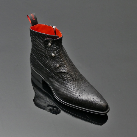 Lugosi 'Gargoyle' - Skull Spat Boot