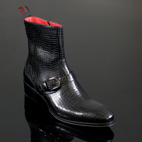 Lynott 'Grand Slam' - Buckle detail zip boot