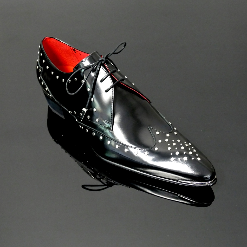 Manic K629 'Passion' Stud wing tip