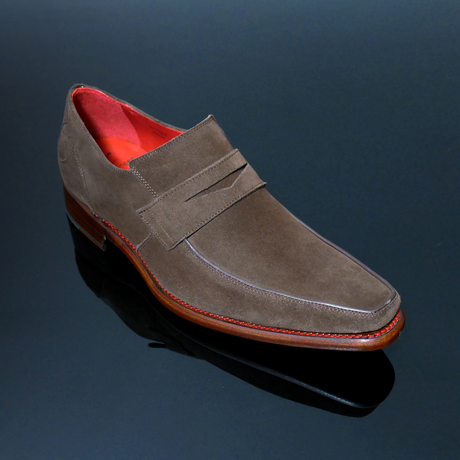 Melly 'Woogie' - Classic Apron Front Slip On