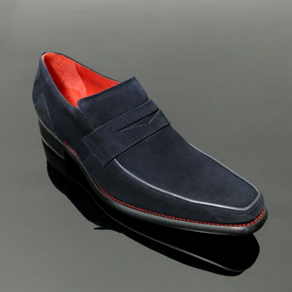 Melly 'Woogie' - Classic Apron Front Slip On