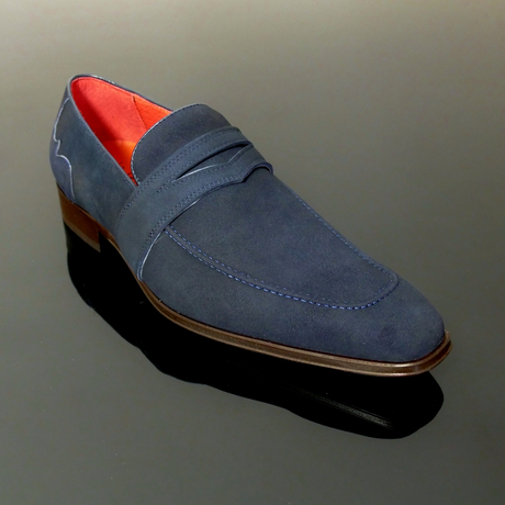 Soprano K630 'D'elegance' Navy Suede Saddle slip on